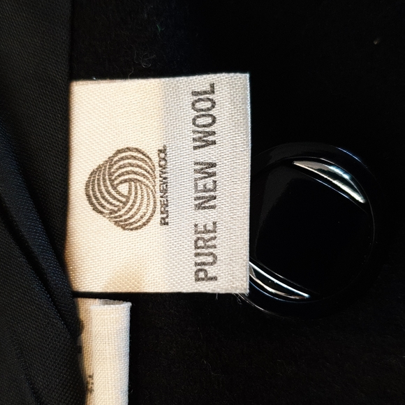 Vintage Suitmaster black wool jacket with velvet trim - Picture 11 of 16